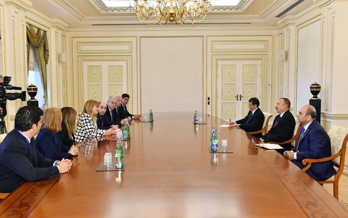 Ilham Aliyev receives Argentine delegation  